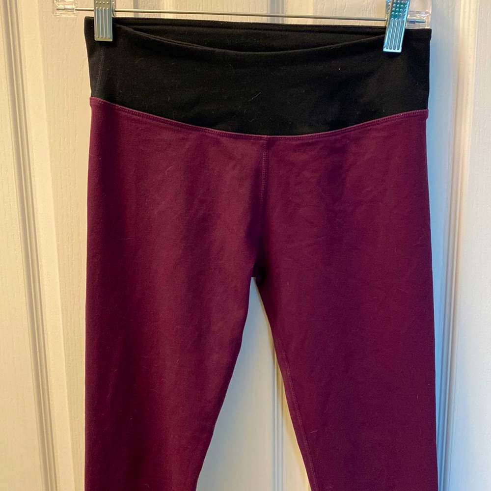 Fabletics plum leggings